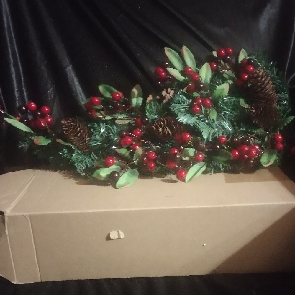 Christmas Teardrop Wall Decor